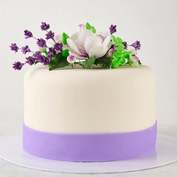 DC - 147 (1kg Ribbon Cake - 6”)