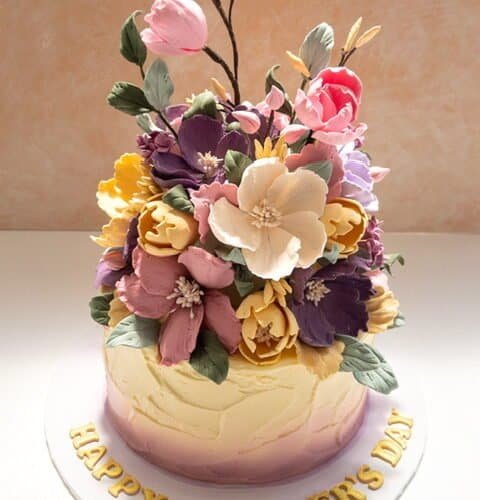 MD1 - Ribbon Cake (1.8kg)