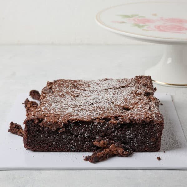 Gluten Free Hazelnut Cake (880g)